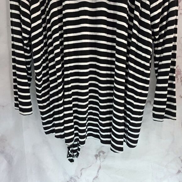 Torrid T Shirt Women 3 3X Black White Striped Tee Top Long Tunic Tie Knot Super - Picture 7 of 10